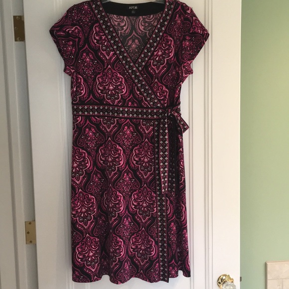 Apt. 9 Dresses & Skirts - Cute Print Wrap Dress by Apt 9 - Size L